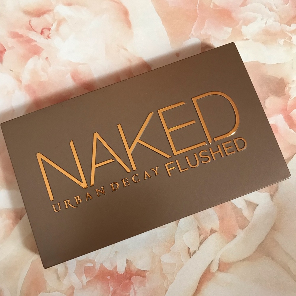Urban Decay Naked Flushed face palette in Native